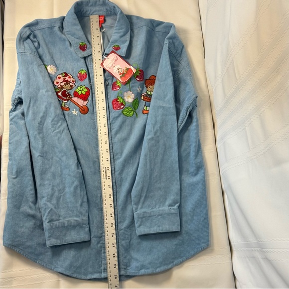 Strawberry Shortcake Embroidered Shacket Size Large BoxLunch Exclusive Corduroy - Picture 9 of 14